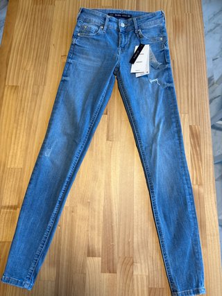 Pantalones vaqueros Bershka azules nuevos