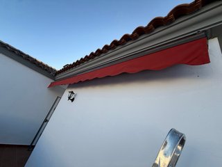 Toldo automático 7x3, marca TTGO, veleta incluida.