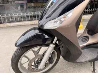 Moto Piaggio Medley 125 Negra