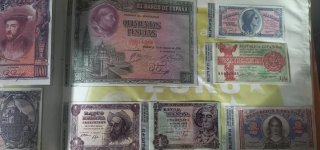 Álbum De la Peseta al Euro