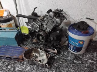 Motor Suzuki V-Strom 1000 DL 2002