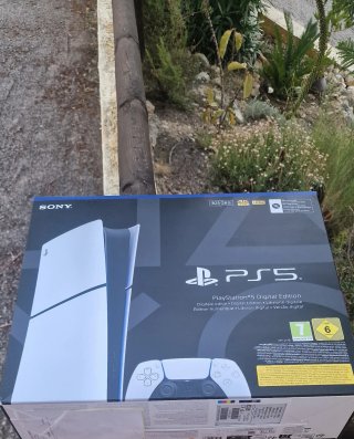 PlayStation 5 Digital Edition Blanca