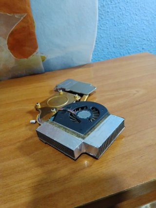 Ventilador disipador Lenovo portátil
