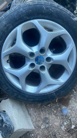 Llantas 16 Ford