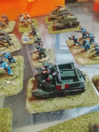 Soldados plomo 1/72 pintados  tipo Warhammer rol