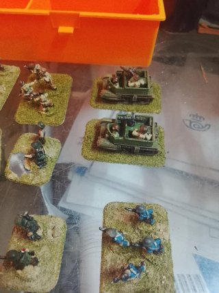 Soldados plomo 1/72 pintados  tipo Warhammer rol
