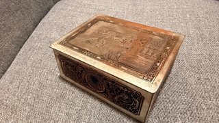 Caja francesa decorada En Visite