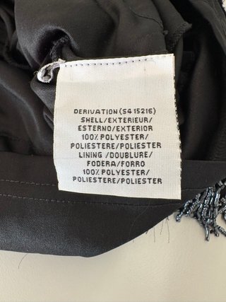 Vestido negro pedrería sin mangas