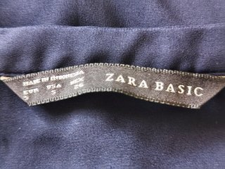 Camisa de Zara con cuello mao. Talla S