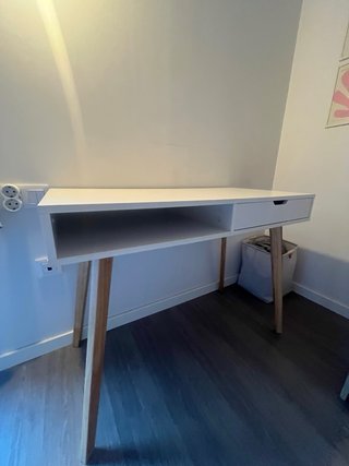 Escritorio JYSK blanco madera