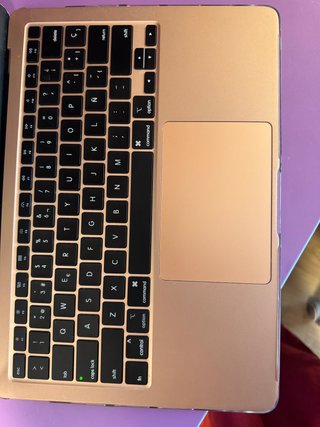 MacBook Air 2020 Dorado