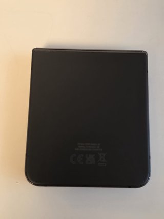 Samsung Galaxy Z Flip4 256GB Graphite