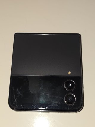 Samsung Galaxy Z Flip4 256GB Graphite