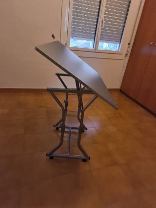 Mesa de dibujo plegable