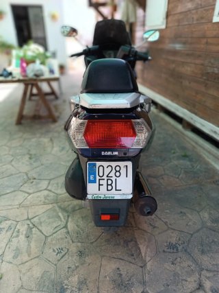 Moto Daelim S2 125