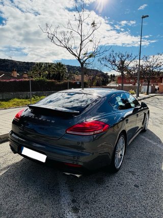 Porsche Panamera, Acepto Cambios