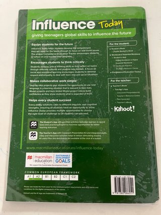 INFLUENCE TODAY 1 Student's book: libro de text...