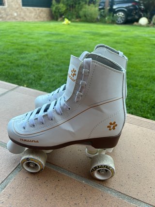 Patines de 4 ruedas blancos