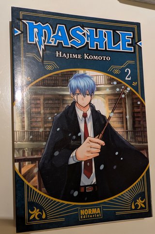 Manga Mashle, números 1 y 2