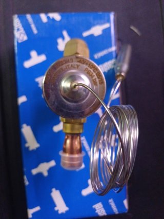 Válvula Termostática R134a Castel