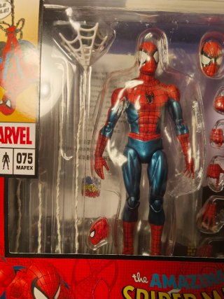 MAFEX Spiderman 075 Comic Ver. Action Figure