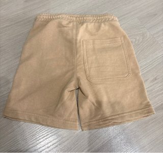 Conjunto camiseta y shorts niño T6-8