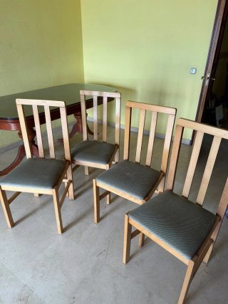 Juego de 4 Sillas de Comedor Madera
