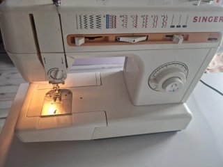 Máquina de coser Singer 4826C