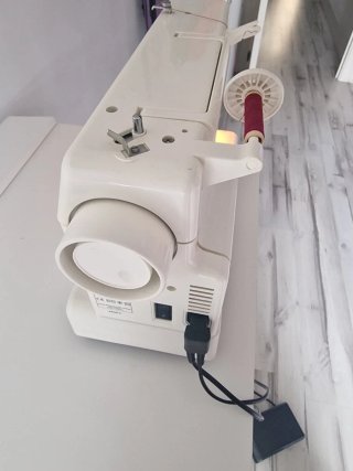 Máquina de coser Singer 4826C