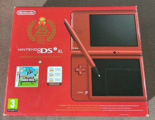 Nintendo DS XL Edición 25 Aniversario y juego