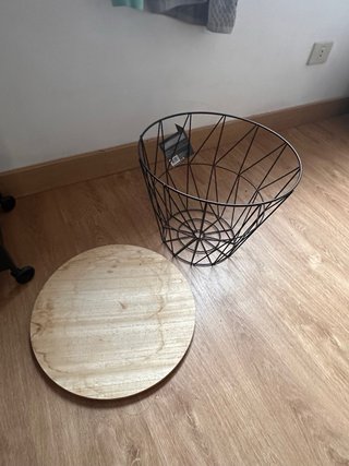 Mesita Cesta Auxiliar Madera y Metal