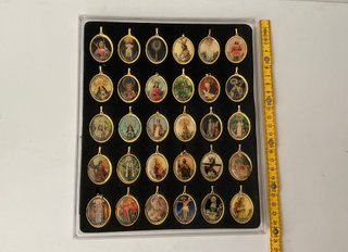 Lote 30 Medallas Religiosas Murcia II