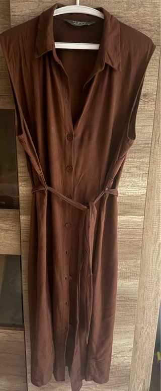 Vestido camisero marrón Primark