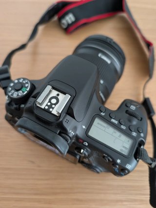 Canon 70D + Lente EF-S 18-55mm + 10-18mm
