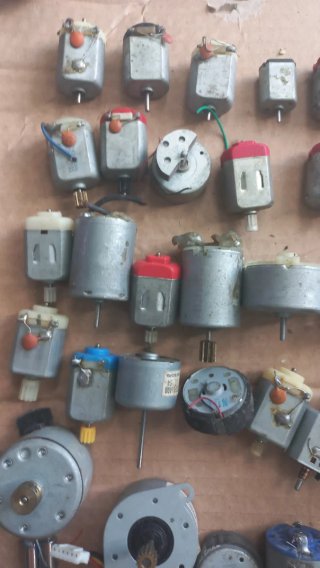Lote 35 Motores Eléctricos RC SOLO ENTREGA EN MANO