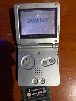 Game Boy Advance SP + 2 Juegos