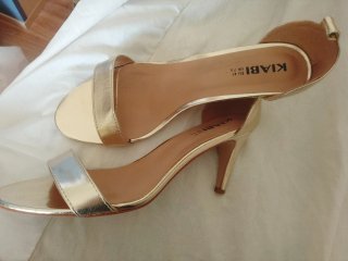 Zapatos de fiesta Kiabi dorados talla 41