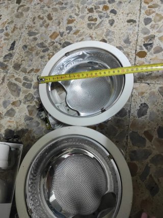3 Focos LED empotrables plateados