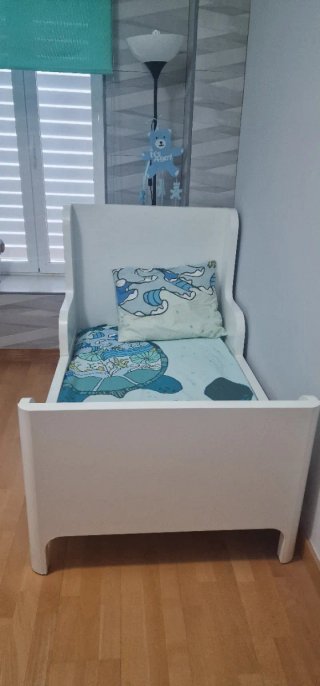 Cama infantil IKEA Busunge blanca