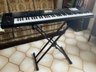 Roland FA-07 Teclado Sintetizador