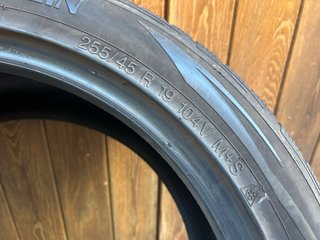 Neumáticos de nieve Vredestein 255/45 R19