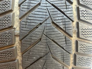 Neumáticos de nieve Vredestein 255/45 R19