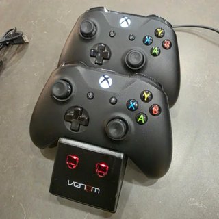 Cargador Baterías Xbox One Venom