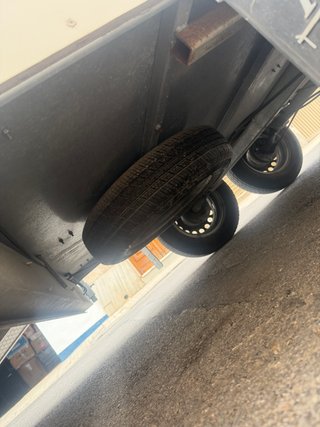 Remolque doble eje cerrado FEBA motos