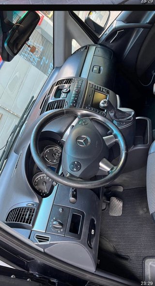 Mercedes-Benz Viano 2011