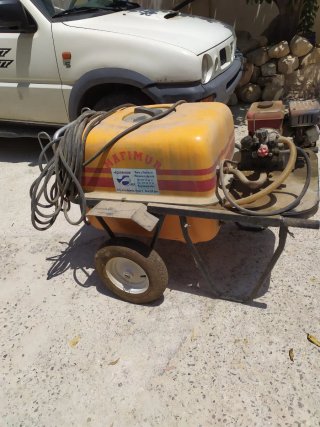 Máquina de curar 200L.