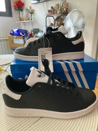 Zapatillas Adidas Stan Smith J Negras Blancas