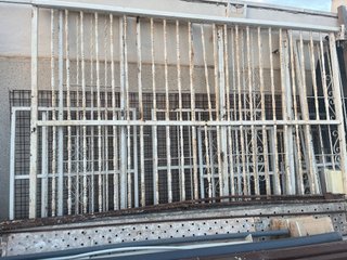 Lote rejas y puerta garaje