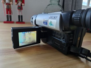 Videocámara Sony Hi8 TRV65E