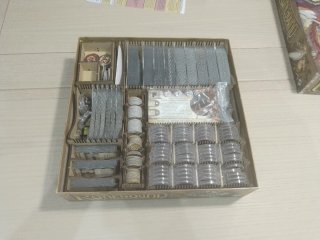 Runebound 3ª Edición + Exp. Vínculos Inquebrantabl